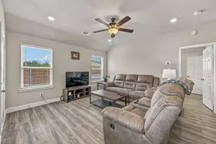 1529 Jacqueline Ln, Graham, TX 76450 - Photo 7