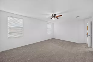 8417 Redheart St, Arlington, TX 76002 - Photo 13