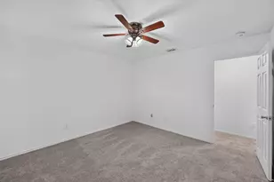8417 Redheart St, Arlington, TX 76002 - Photo 21
