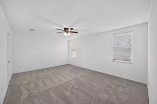 8417 Redheart St, Arlington, TX 76002 - Photo 11