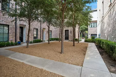 14957 Oak Street, Addison, TX 75001 - Photo 1
