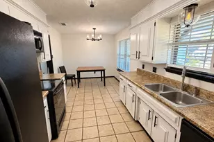 313 Linda Dr, Burleson, TX 76028 - Photo 9