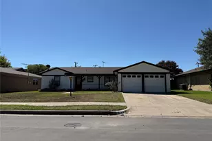 313 Linda Dr, Burleson, TX 76028 - Photo 1