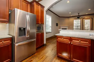1018 Pavillion St, Dallas, TX 75204 - Photo 15