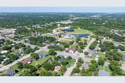 322 S S. Bowie Drive, Weatherford, TX 76086 - Photo 5