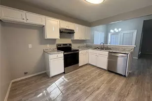 1485 Brook Meadow Cir, Lancaster, TX 75134 - Photo 9