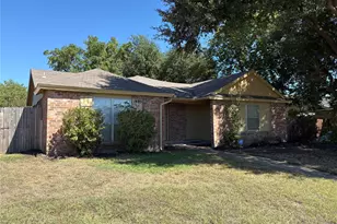1485 Brook Meadow Cir, Lancaster, TX 75134 - Photo 1