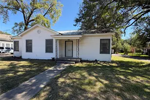 424 Church St, Sulphur Springs, TX 75482 - Photo 1