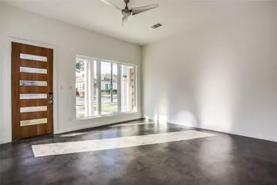 805 Melba Street #B, Dallas, TX 75208 - Photo 9