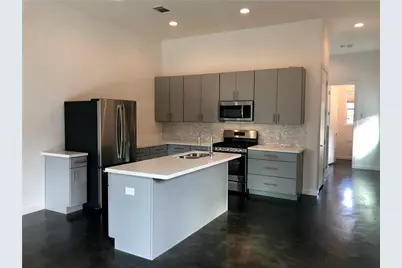 805 Melba Street #B, Dallas, TX 75208 - Photo 3