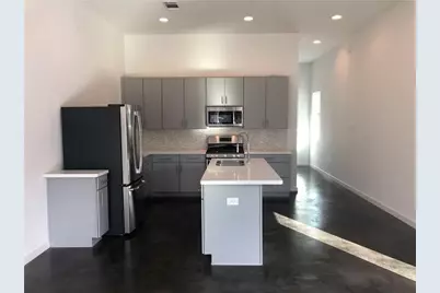 805 Melba Street #B, Dallas, TX 75208 - Photo 15