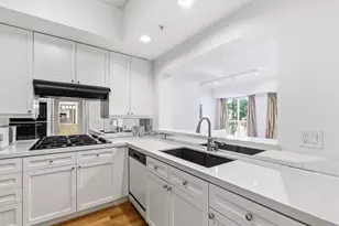 3401 Lee Pkwy, Dallas, TX 75219 - Photo 5