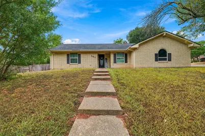 301 Brenda Drive, Hewitt, TX 76643 - Photo 1