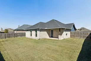 1304 Saratoga Dr, Sherman, TX 75092 - Photo 15