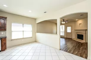 1013 Jodie Dr, Weatherford, TX 76087 - Photo 5