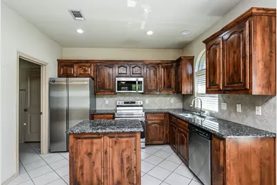 1013 Jodie Drive, Weatherford, TX 76087 - Photo 7