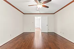 6423 Ridgemont Dr, Dallas, TX 75214 - Photo 31