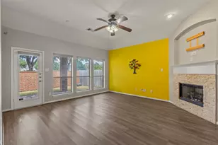 9413 Granger Ln, Fort Worth, TX 76244 - Photo 9
