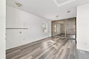 206 & 208 (202) Pecan St, Collinsville, TX 76233 - Photo 3