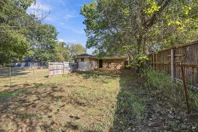 206 & 208 (202) Pecan Street, Collinsville, TX 76233 - Photo 35