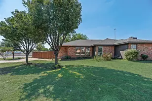 5126 Trail Dust Ln, Arlington, TX 76017 - Photo 3