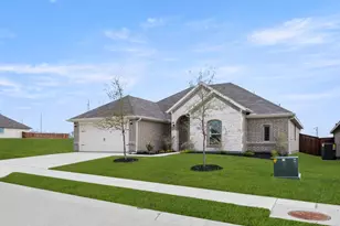 224 Mercy St, Godley, TX 76044 - Photo 3