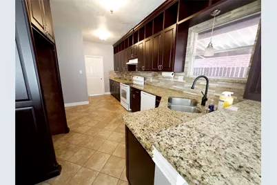 3613 Cotton Creek Lane, Fort Worth, TX 76123 - Photo 9