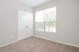 1333 Shelley Dr, Burleson, TX 76028 - Photo 11