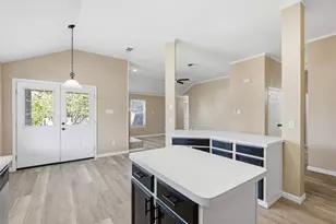 1301 Mill Wood Ln, Garland, TX 75040 - Photo 13