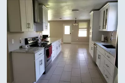 8402 Plantain Court, Arlington, TX 76002 - Photo 3