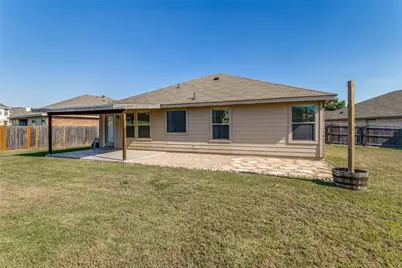 11204 Beechgrove Court, Fort Worth, TX 76140 - Photo 9