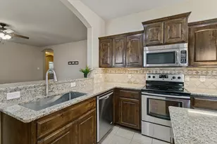 11204 Beechgrove Ct, Fort Worth, TX 76140 - Photo 7
