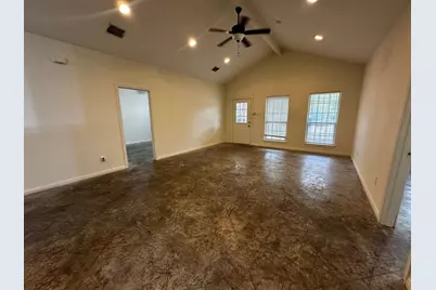 912 Oakwood Avenue, Waco, TX 76706 - Photo 7