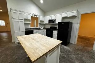 912 Oakwood Ave, Waco, TX 76706 - Photo 5