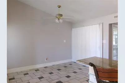 665 Stonewall Drive, Grand Prairie, TX 75052 - Photo 5
