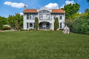 6703 Country Club Cir, Dallas, TX 75214 - Photo 3
