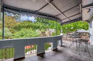 6703 Country Club Cir, Dallas, TX 75214 - Photo 31
