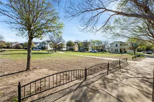 11029 Caldwell Ln, Fort Worth, TX 76179 - Photo 25