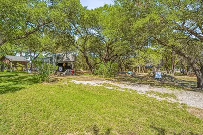 4304 Acoma Court, Granbury, TX 76048 - Photo 33