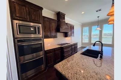 2812 Marrickville Drive, Trophy Club, TX 76262 - Photo 11