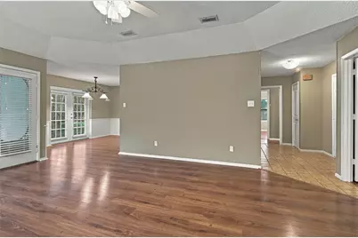 2935 Ridgewood Drive, Grapevine, TX 76051 - Photo 5