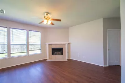 8512 Clearbrook Drive, Fort Worth, TX 76123 - Photo 7