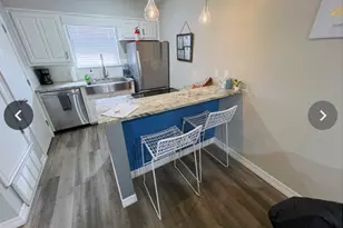 1366 S 12th St, Waco, TX 76706 - Photo 3