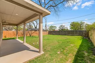 804 N Chandler Dr, Fort Worth, TX 76111 - Photo 23