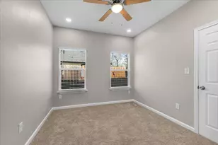 804 N Chandler Dr, Fort Worth, TX 76111 - Photo 17
