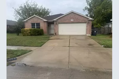 1403 Eveningcrest Court, Arlington, TX 76002 - Photo 1
