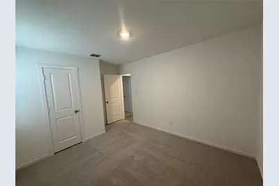 2207 Neyland Drive, Ennis, TX 75119 - Photo 11
