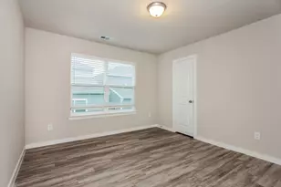 613 Sophia Wy, Lewisville, TX 75057 - Photo 11