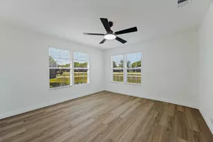 718 N Union St, Whitesboro, TX 76273 - Photo 23