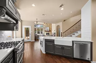 1111 Fossil Lake Dr, Frisco, TX 75036 - Photo 9